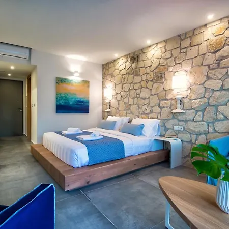 Mary & Mary Royal Aparthotel 3*